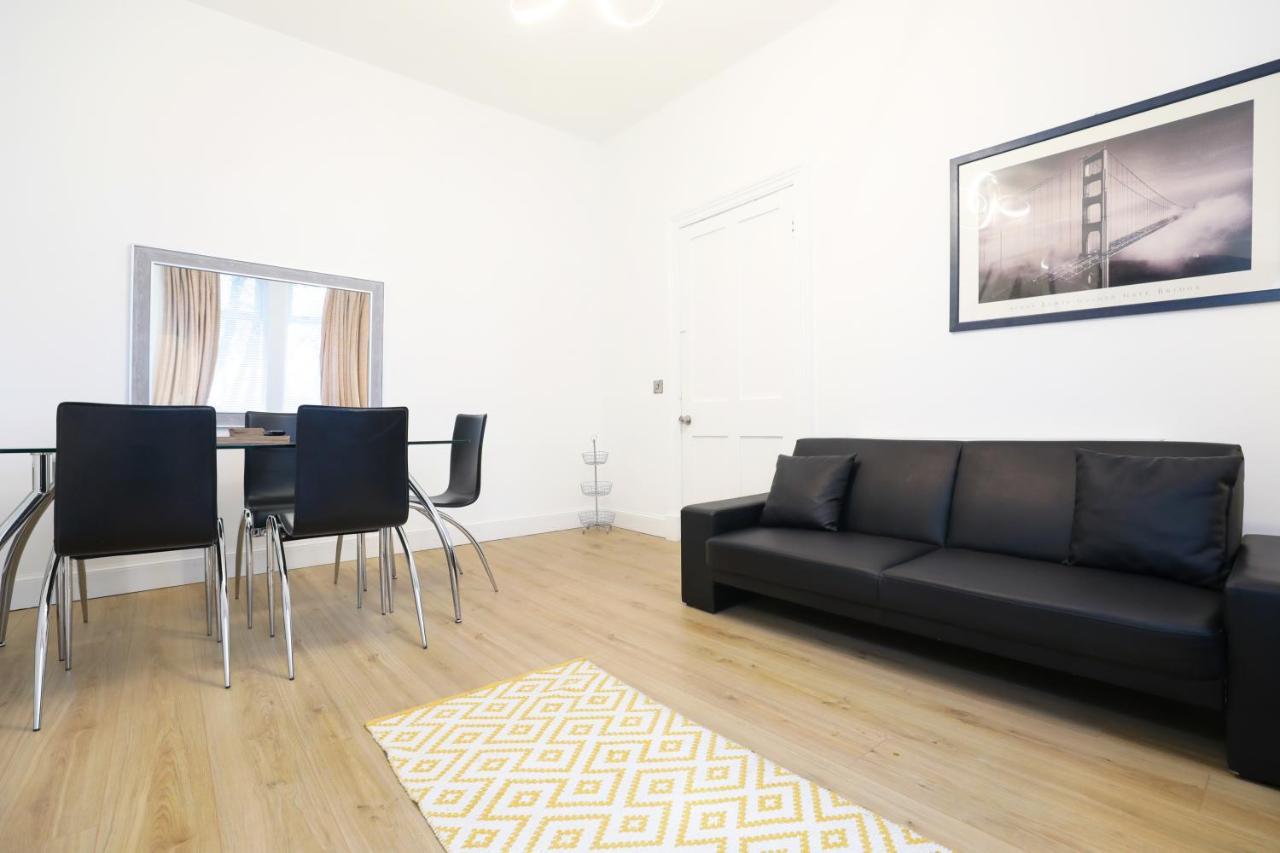 Stunning Modern 3 Bedroom Apartment 爱丁堡 外观 照片