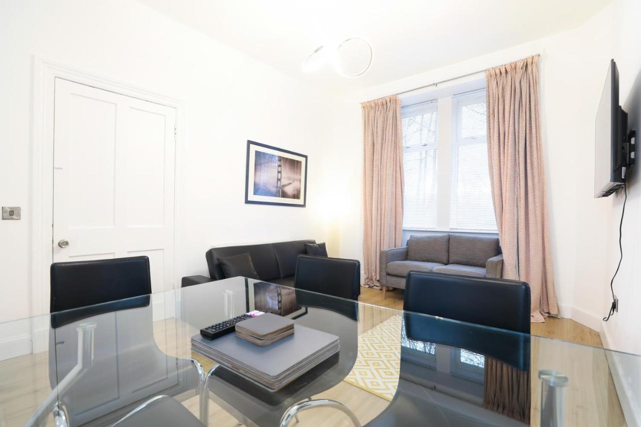 Stunning Modern 3 Bedroom Apartment 爱丁堡 外观 照片